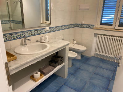 BAGNO-1